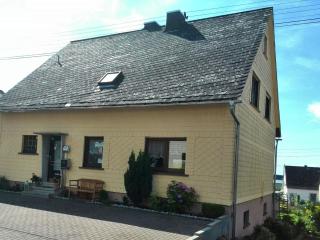 Cozy Apartment with Private Garden in Nisterau - Lautzenbrücken - 2