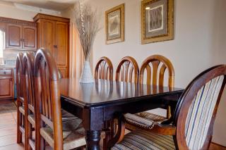 BEACH CONDO 3-Sleeps 8- Pool- WiFi- AC- Security - 4