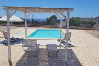 Villa Pescoluse with Pool and Sea View - Happy Rentals - 9
