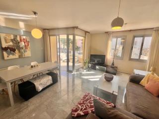 Mediterranean Escape - Steps from the Beach - Limassol - 9