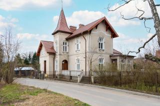 Studio in historical Tiffany Villa with Garden by Noclegi Renters - Sanok - 0