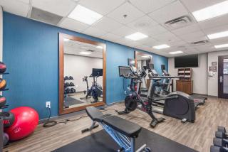 Hampton Inn Columbus-North - Columbus - 4