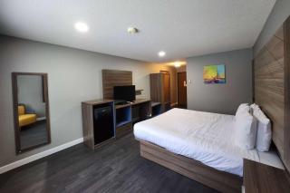 Super 8 by Wyndham Hayward WI - Hayward - 1