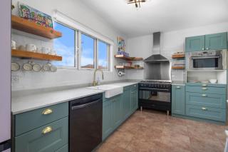 NEW Indulge in Island Bliss at 6BR Casa Soluna by Bocobay - Noord - 4
