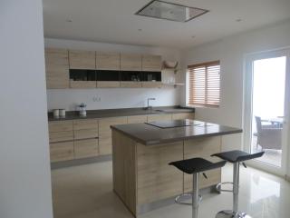 Luxury Villa with Private pool walking distance to beach and Marina - Quarteira - 8