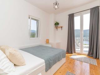 Apartment Konak - Two Bedroom Apartment with Terrace and Sea View - Molunat - 6