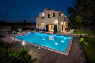 Ferienvilla Mit Kamin Am Waldrand - Šestanovac - 9