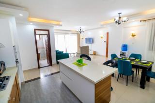 Elegant two bedroom apartment with swimming pool ,fully equipped gym ,children playground area private parking and city views - Nairobi - 0