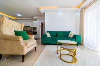 Elegant two bedroom apartment with swimming pool ,fully equipped gym ,children playground area private parking and city views - Nairobi - 1