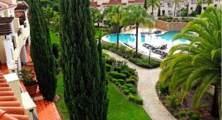 Modern 4 bedrooms with all enusuits Spacious amazing views with 4 swimming pools - Quarteira - 0