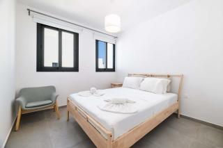 By The Beach - Blue Topaz Villa - 3