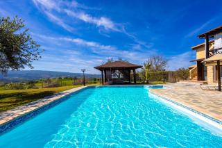 Villa River View - Peristerona - 4