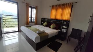 Breezevalley Resort Munnar - 1