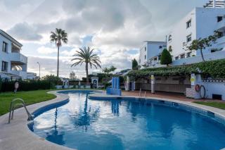 La Casa Bonita - Newly Renovated 2BR Apt with Private Terrace - 1