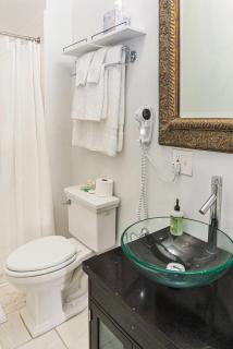 Hassinger Daniels Guest House - 3