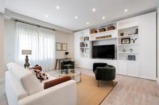 Gran Via Panorama Syline Suite 6pax ALQUILER TEMPORAL - Madrid - 7