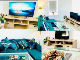 Stylish 3 BDR House with Free Parking Near Hulme - Manchester - 2