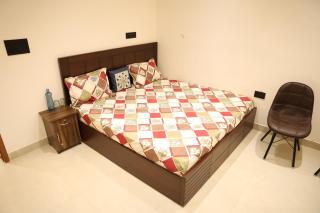 Sukajini Home Stay & PG - 8