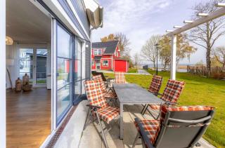 5 Sterne Ferienhaus Ostseenest mit Boddenblick - Fuhlendorf - 7