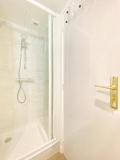 Cosy flat walkable distance to Eiffel Tower - Paris - 1