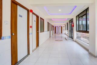 Super Collection O Ahmedabad Airport Formerly Hotel Runway Inn - Ahmedabad - 6