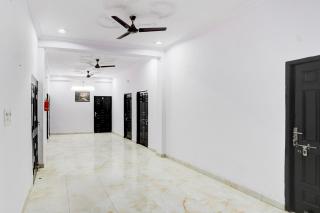 Hotel O Garden View Vrindavan Lucknow - Nilmatha - 5