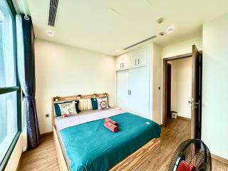 Luxury Two Bedroom, Fast Airport Access, Close to Marriott Hotel - Hanoi - 8