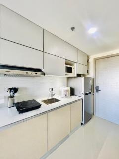 BT 1 Chic City Studio Retreat - Iloilo - 3