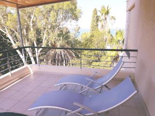 Apartmani Antičević - Hvar (Lesina) - 0