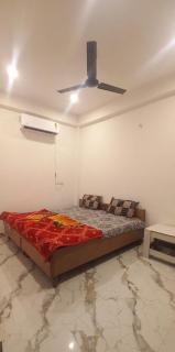 Dhananjay Tiwari - Varanasi - 2
