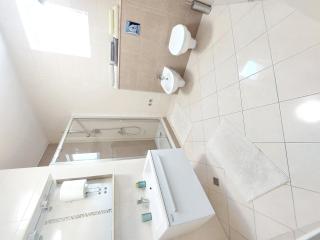 Charmy Apartments Petra with Pool - Makarska - 2