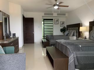 Luxury Apartment at Blue Ocean Resort Mareazul - Playa del Carmen - 1