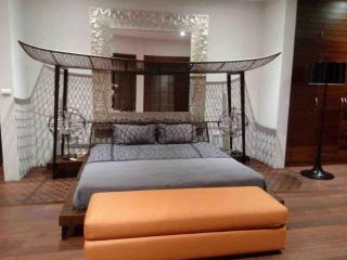 Tranquil lake view villa on Phuket golf estate - Ban Kathu - 9