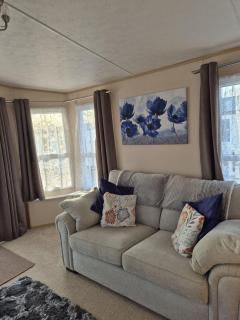 Brilliant 6 Berth Caravan For Hire At Sunnydale Park In Skegness Ref 35076Af - Louth - 6