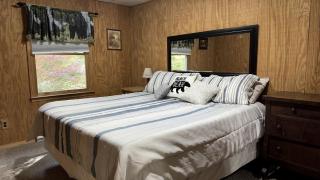 Cozy Cabin with Fire Pit and Hot Tub in Bruceton Mills, West Virginia - - 6
