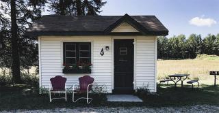 Cadillac Wilderness Escape: Glamping Cabins for Rest and Relaxation - Cadillac - 0