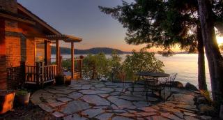 Waterfront Cottage Rental with Spectacular Sunset Views on Orcas Island, Washington - 0
