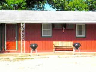 Table Rock Lake Glamping Stay in Branson, Missouri - 0