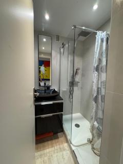 90 m2 Palm Beach apartment with 2 balconies Very stylish and central - Cannes - 3