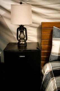 Luxury Conestoga Wagon, Perfect for a Weekend Glamping Escape from Dayton, Ohio - - 9