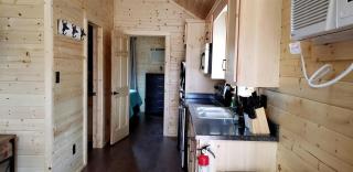 Texas State Glamping in this Charming Cabin Rental for Six in Pipe Creek - Pipe Creek - 9
