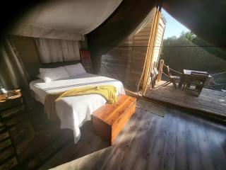 Safari Style Glamping Experience in the Heart of Texas Hill Country, Perfect for Animal Lovers - Kempner - 6