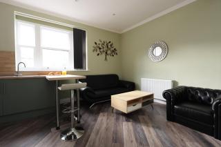 Modern Comfort 4 Bedrooms and Great Location - Cardiff - 7