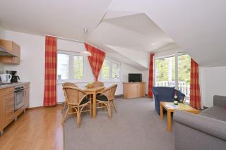 Ferienwohnung-11-fuer-4-Personen-strandnah-in-Sellin-auf-Ruegen-Villa-Celia-WLAN-SAUNA - 7