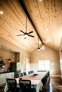 Wonderful Open-Plan Cottage for a Fantastic Family Retreat to Texas Hill Country near Dripping Springs, Texas - Hammetts Crossing - 3