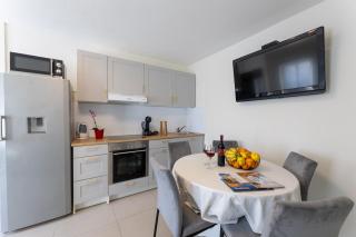 Anamaria Apartment - Just Steps from the Beach - 3