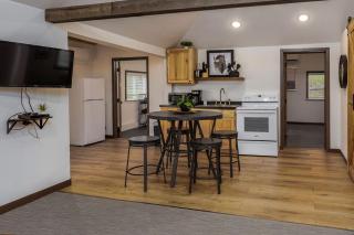 Nature Escape in a South Dakota Cabin near Rapid City - Rapid City - 8