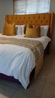Mbathos guesthouse house - Durban - 2