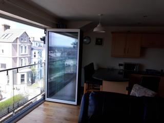 Peninsula Penthouse Apartment Portrush Town Centre - Portrush - 5