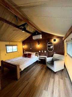 Newly Renovated Safari Tent Great for Couples in Gatlinburg, Tennesse - 2